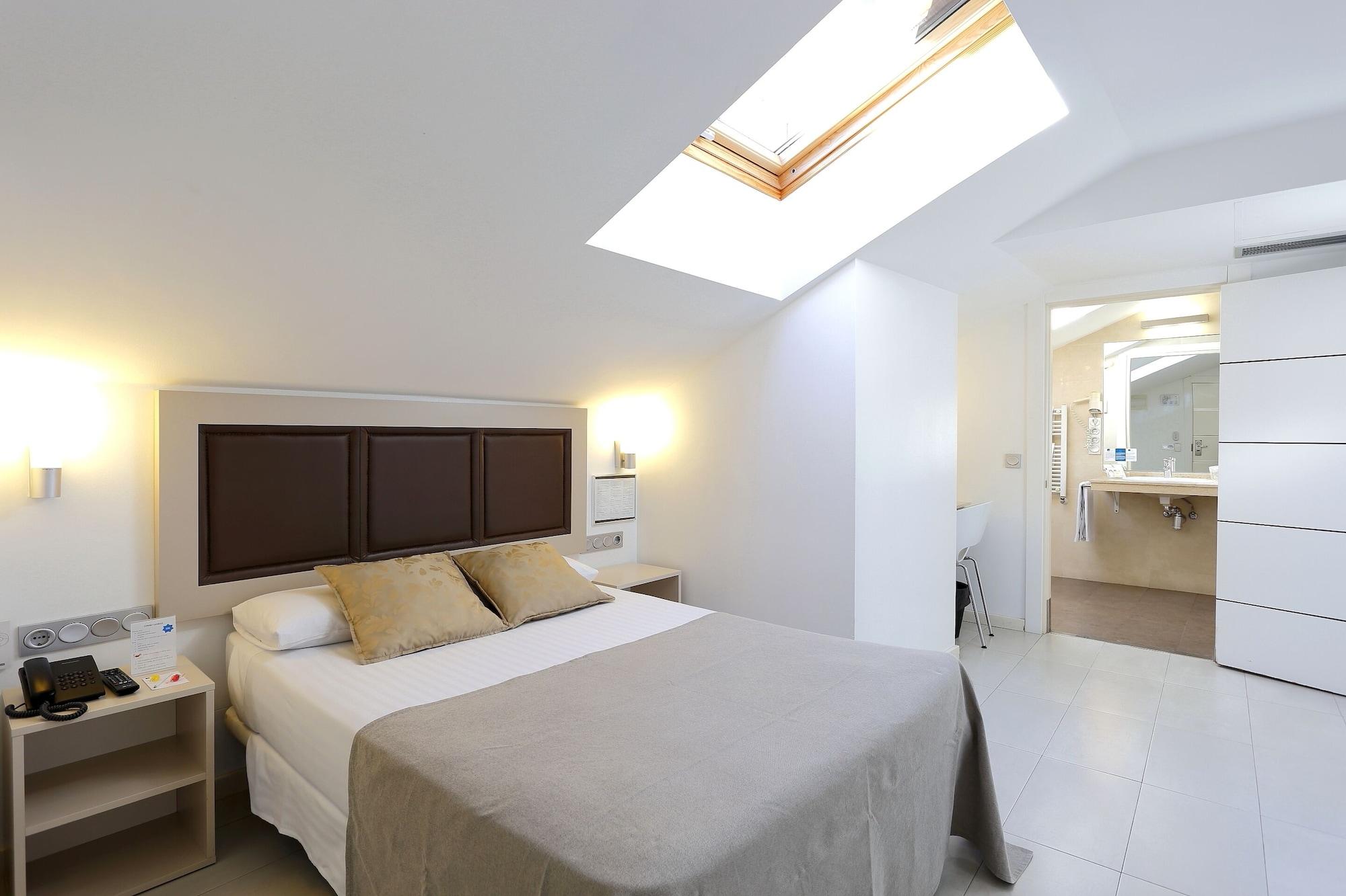 Santa Rosa, Blue Hotel 3*
