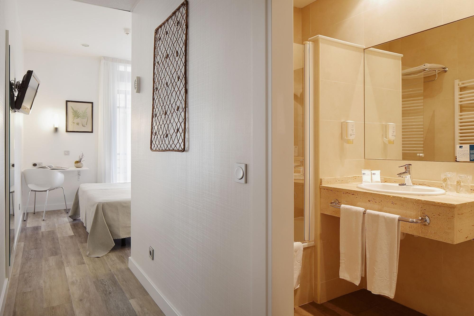 Santa Rosa, Blue Hotel 3*