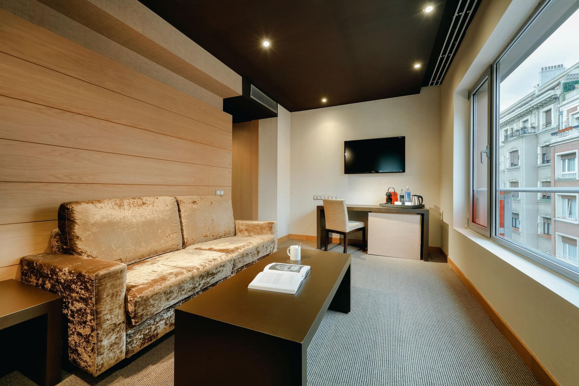 Hesperia Hotel 4*