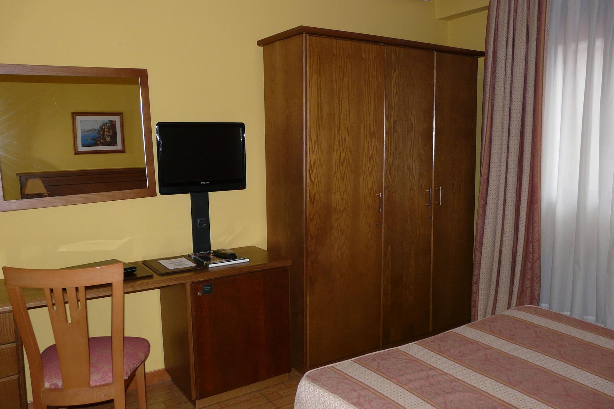 Idh Angel Hotel 3*
