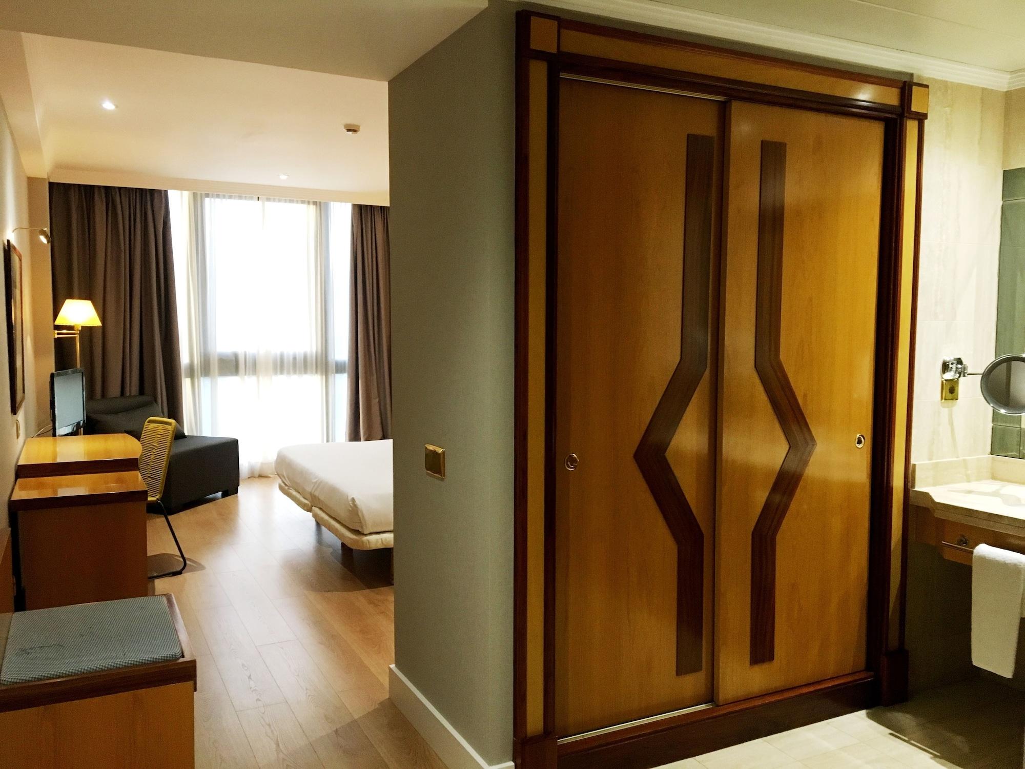 Oca Puerta Del Camino Hotel 4*