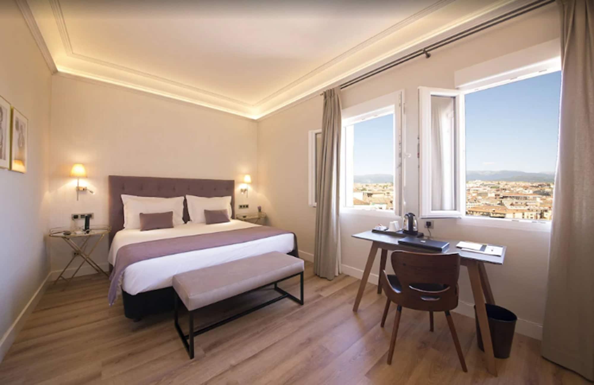 Real By Recordis Hotel