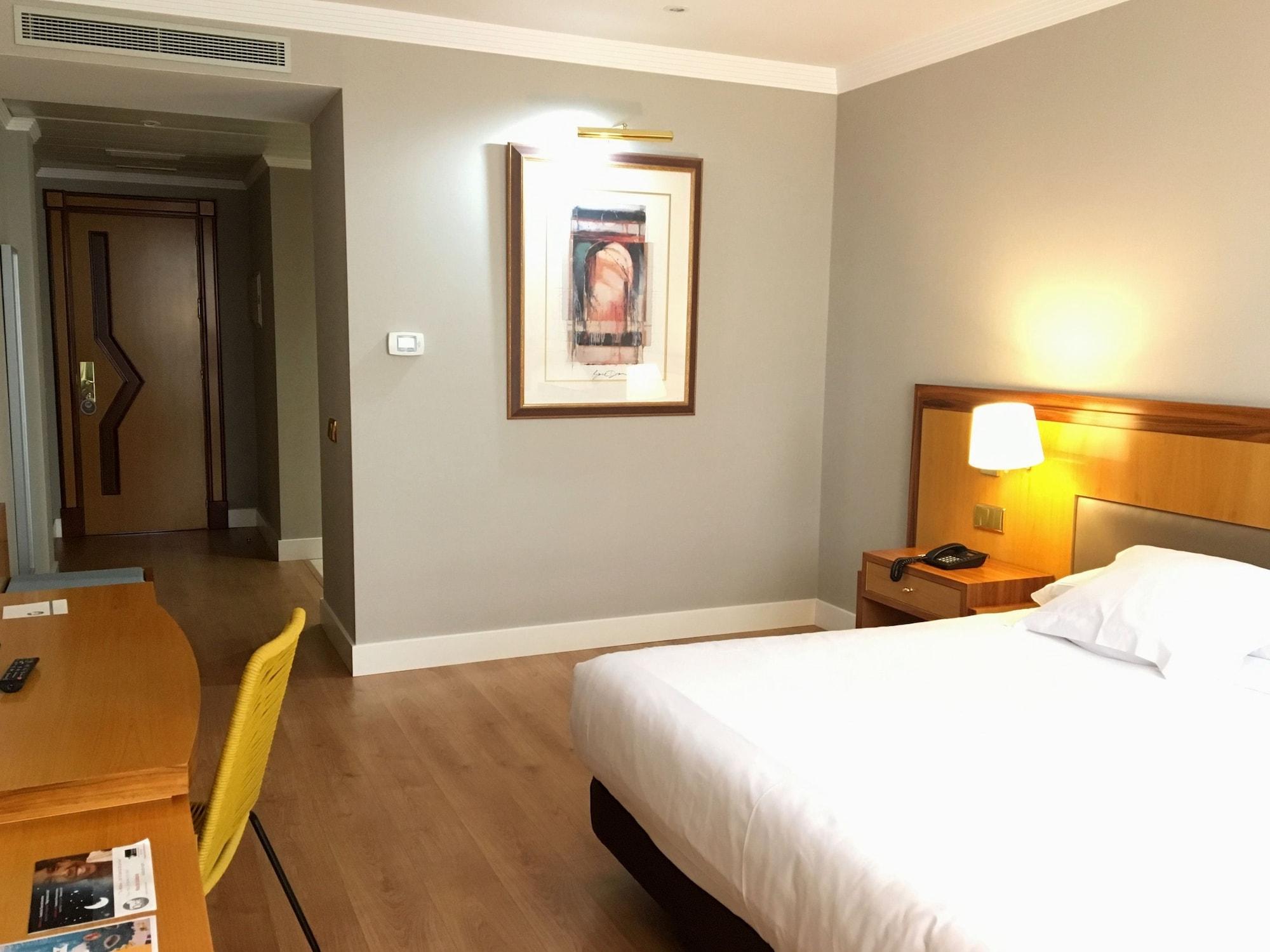Oca Puerta Del Camino Hotel