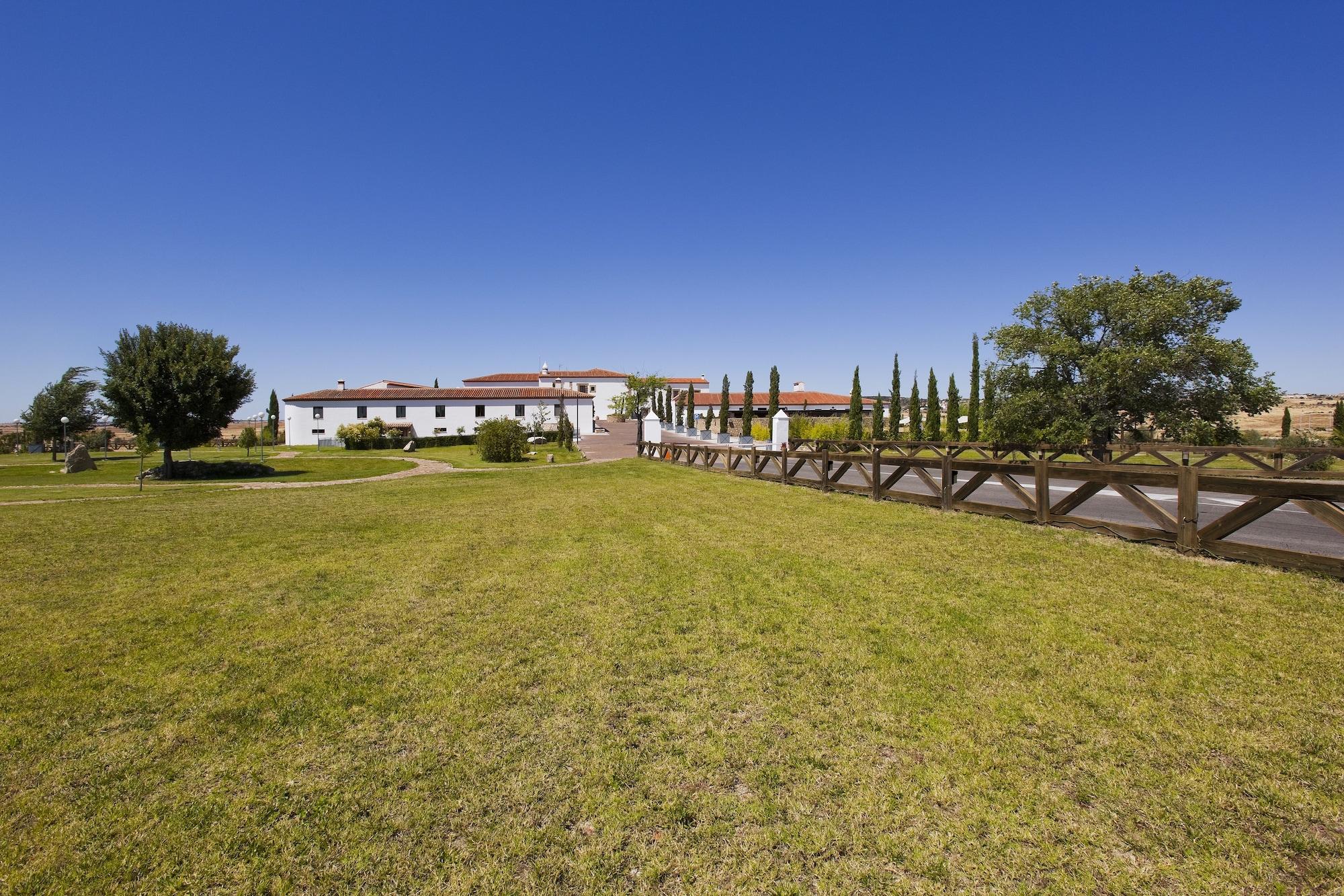 Hospes Palacio De Arenales & Hotel 5*