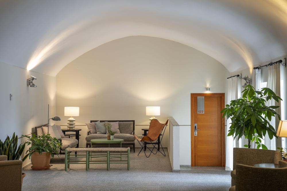 Hotel Hospes Palacio De Arenales & Caceres