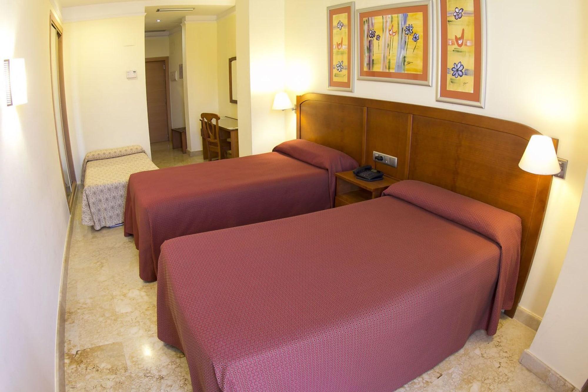 Habaneros Hotel