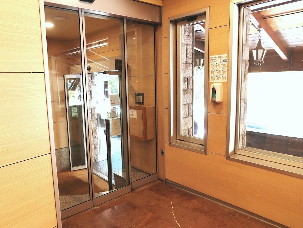 Urogallo Hotel