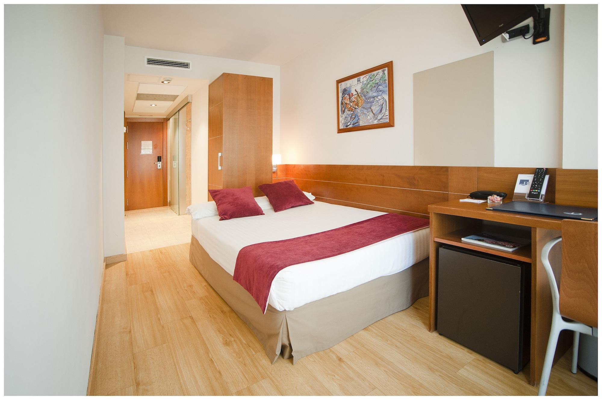 Duerming Longoria Plaza Hotel