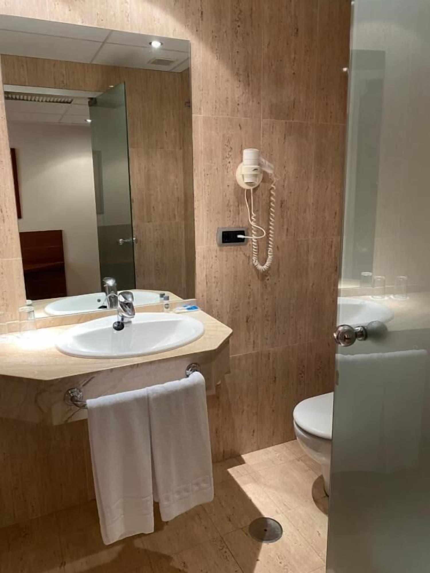 Hotel Duerming Longoria Plaza Oviedo