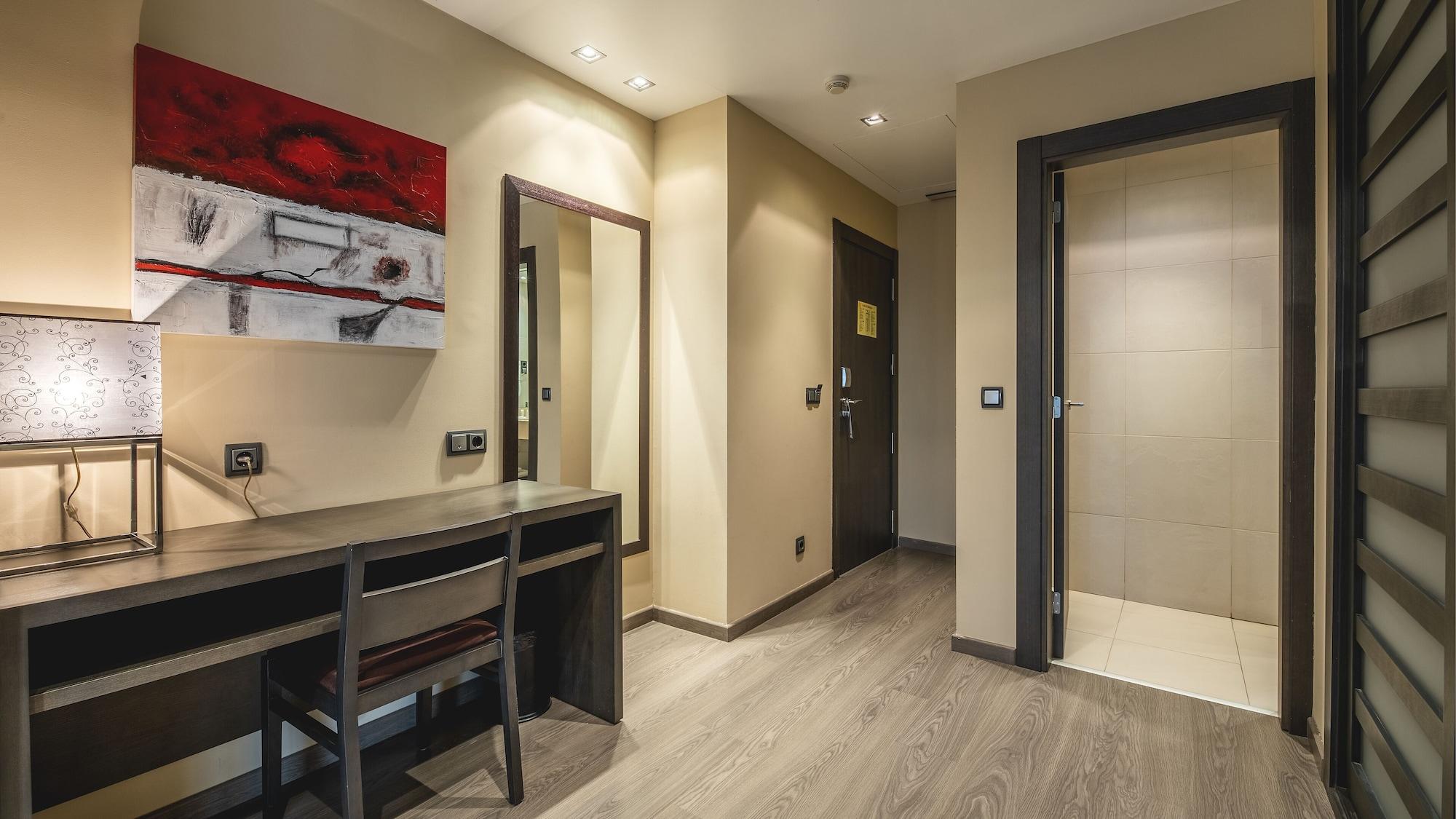Hotel Be Live Center Talavera 4*