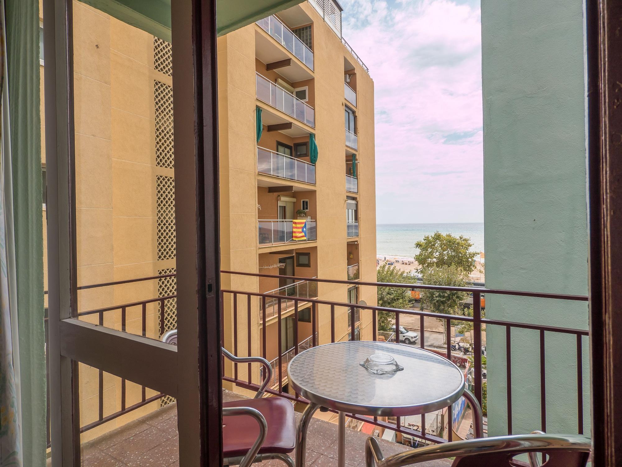 Checkin Garbi Hotel Calella