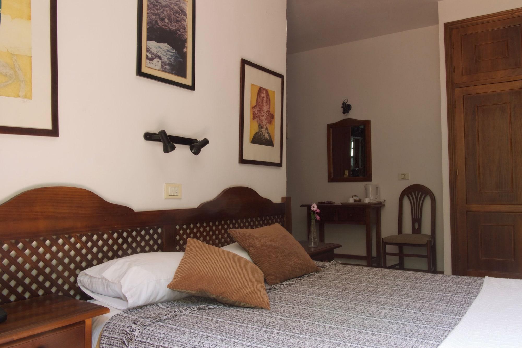 Ida Inés Hotel 2*