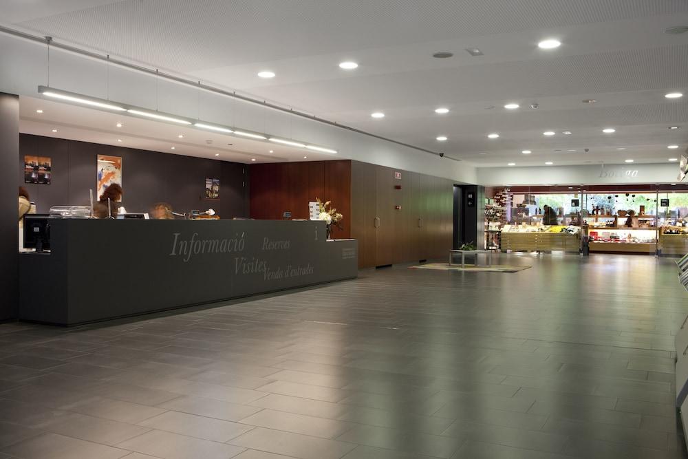 Món Sant Benet Hotel 4*