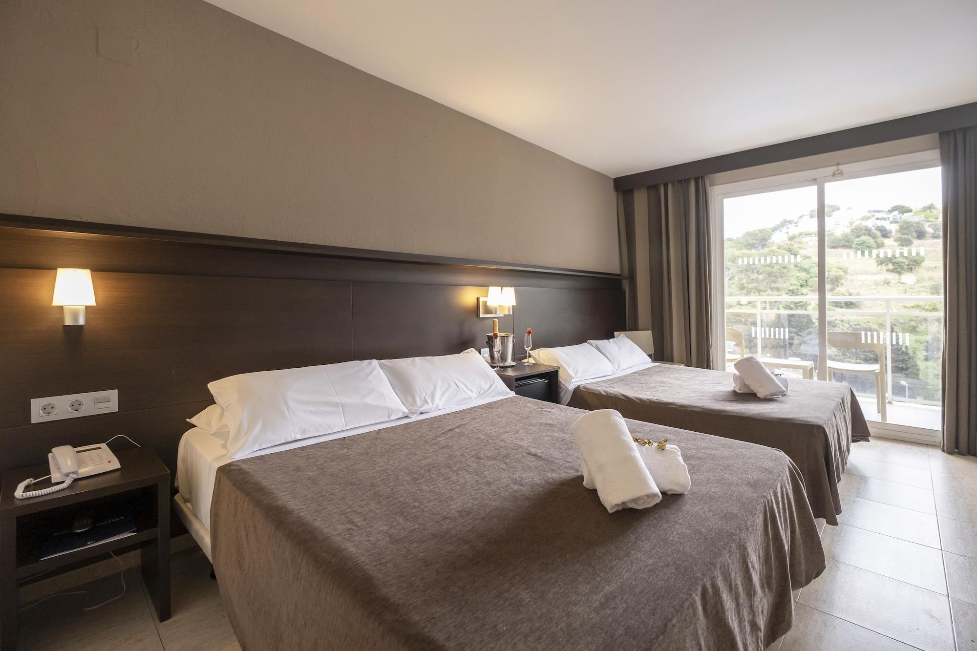 Hotel Rosamar Garden 4* 4*