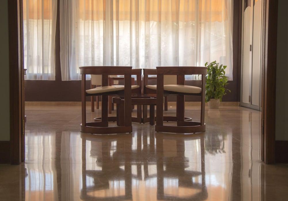 Lloret Santa Rosa By Pierre&vacances Hotel 4*
