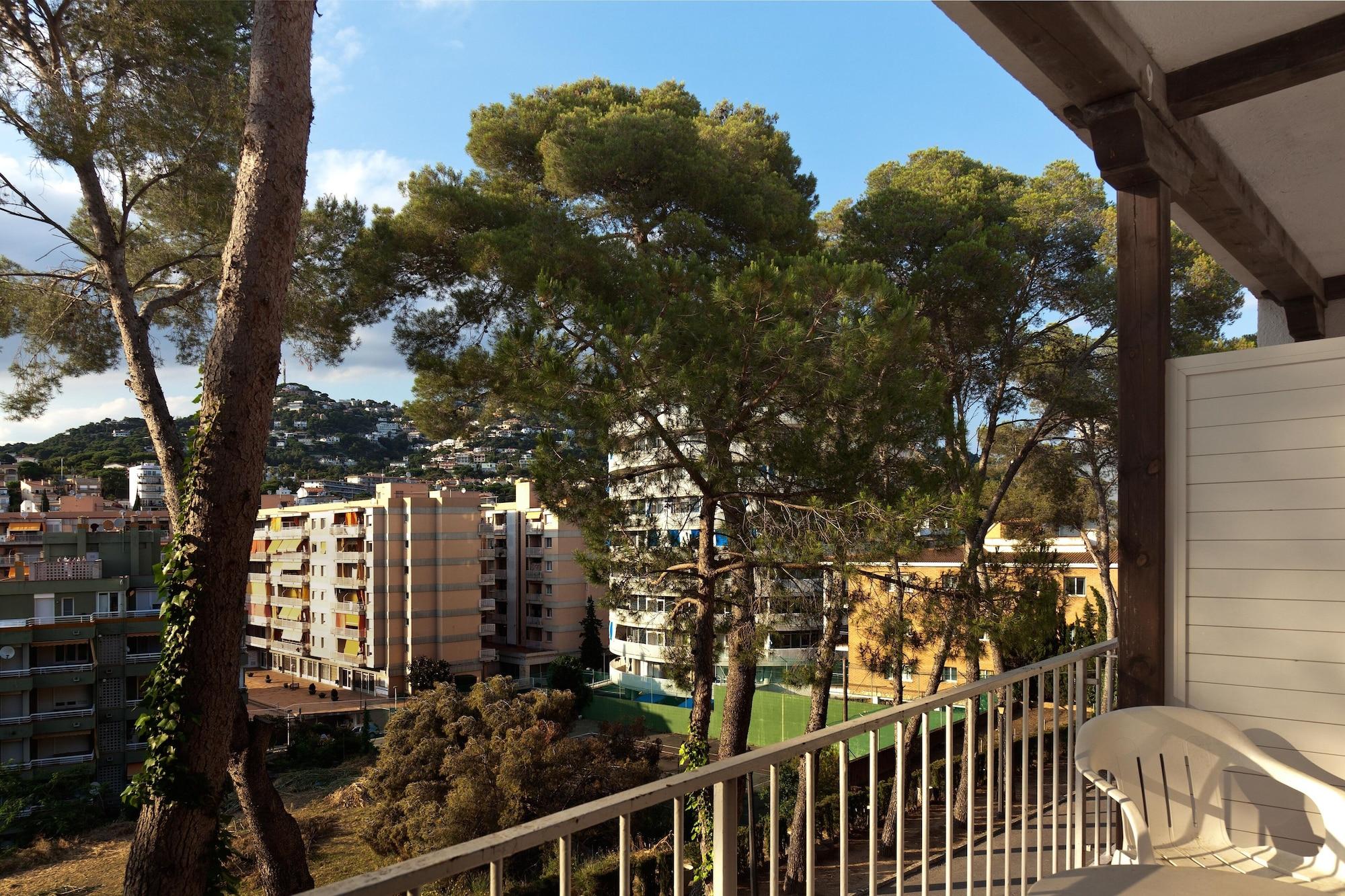 Hotel Roger De Flor By Seleqtta 4*