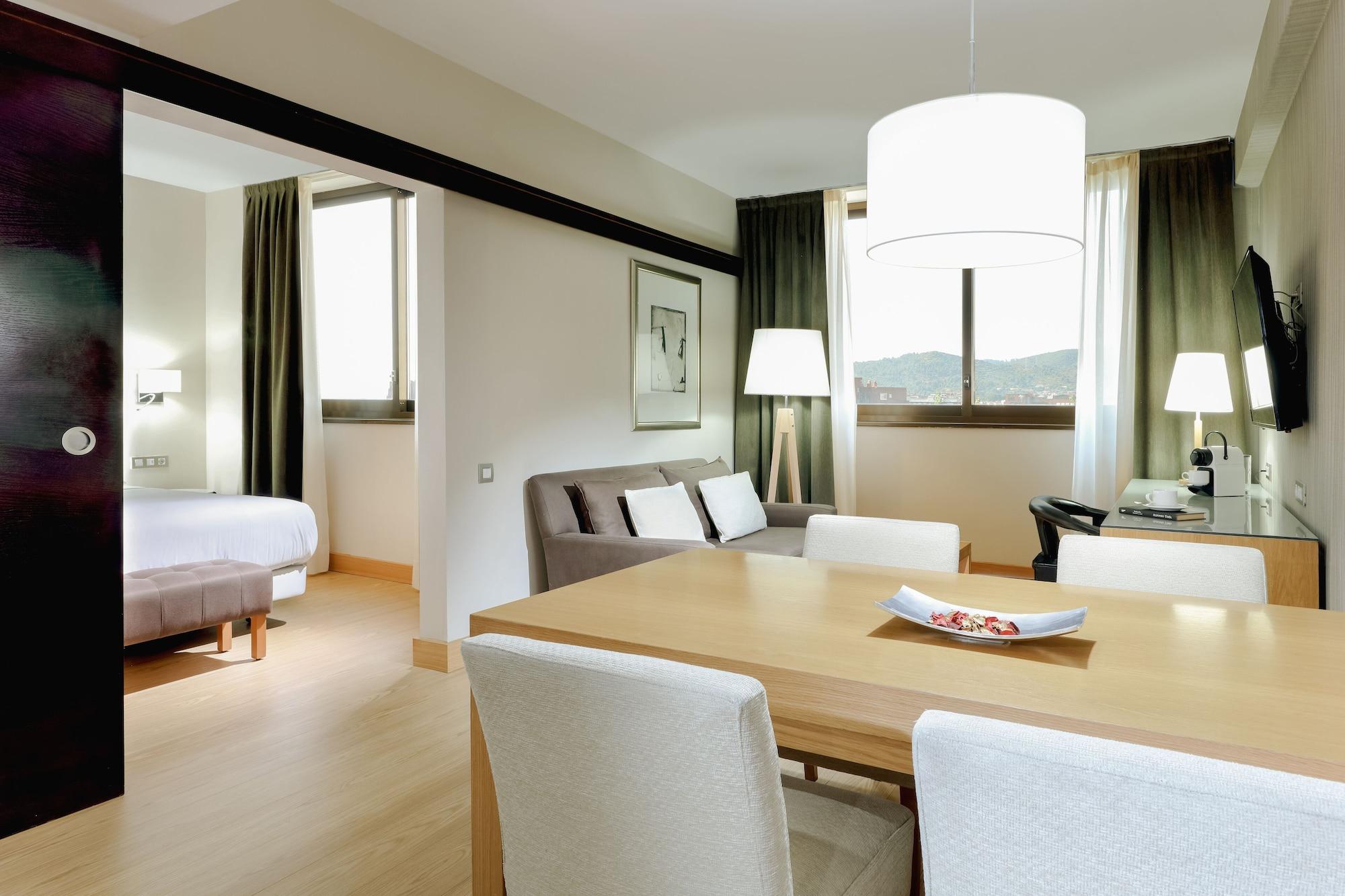 Hotel Hesperia Barcelona Sant Just 4*