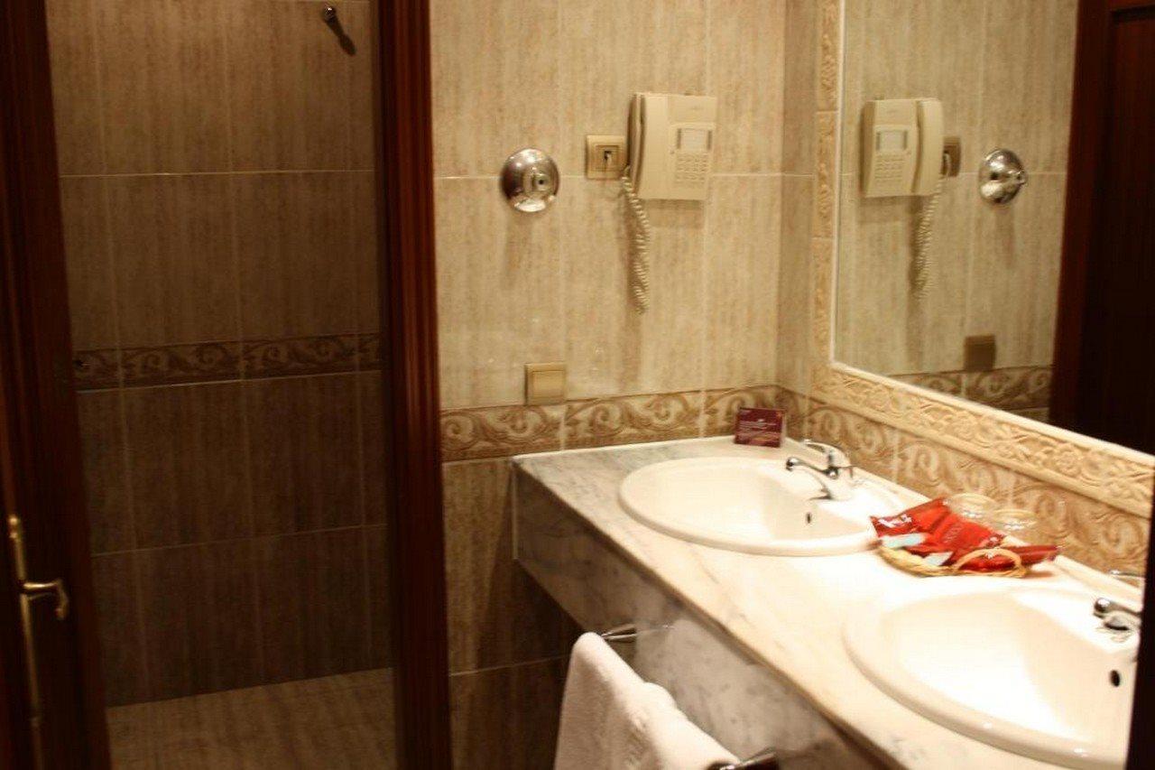Acosta Vetonia 3*