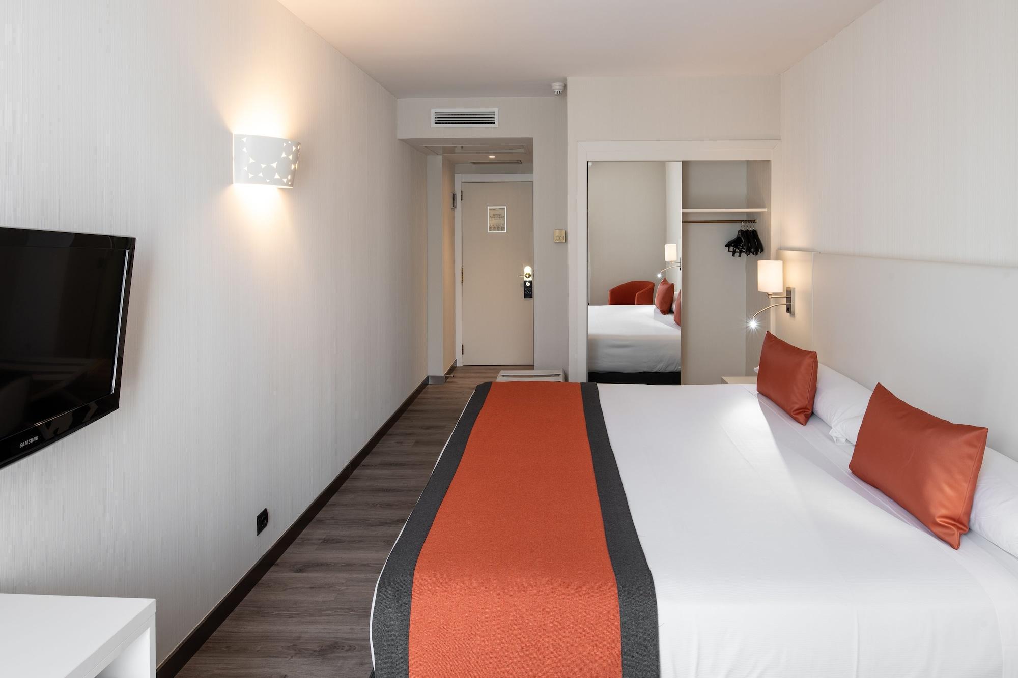 Hotel Catalonia Bristol 3*