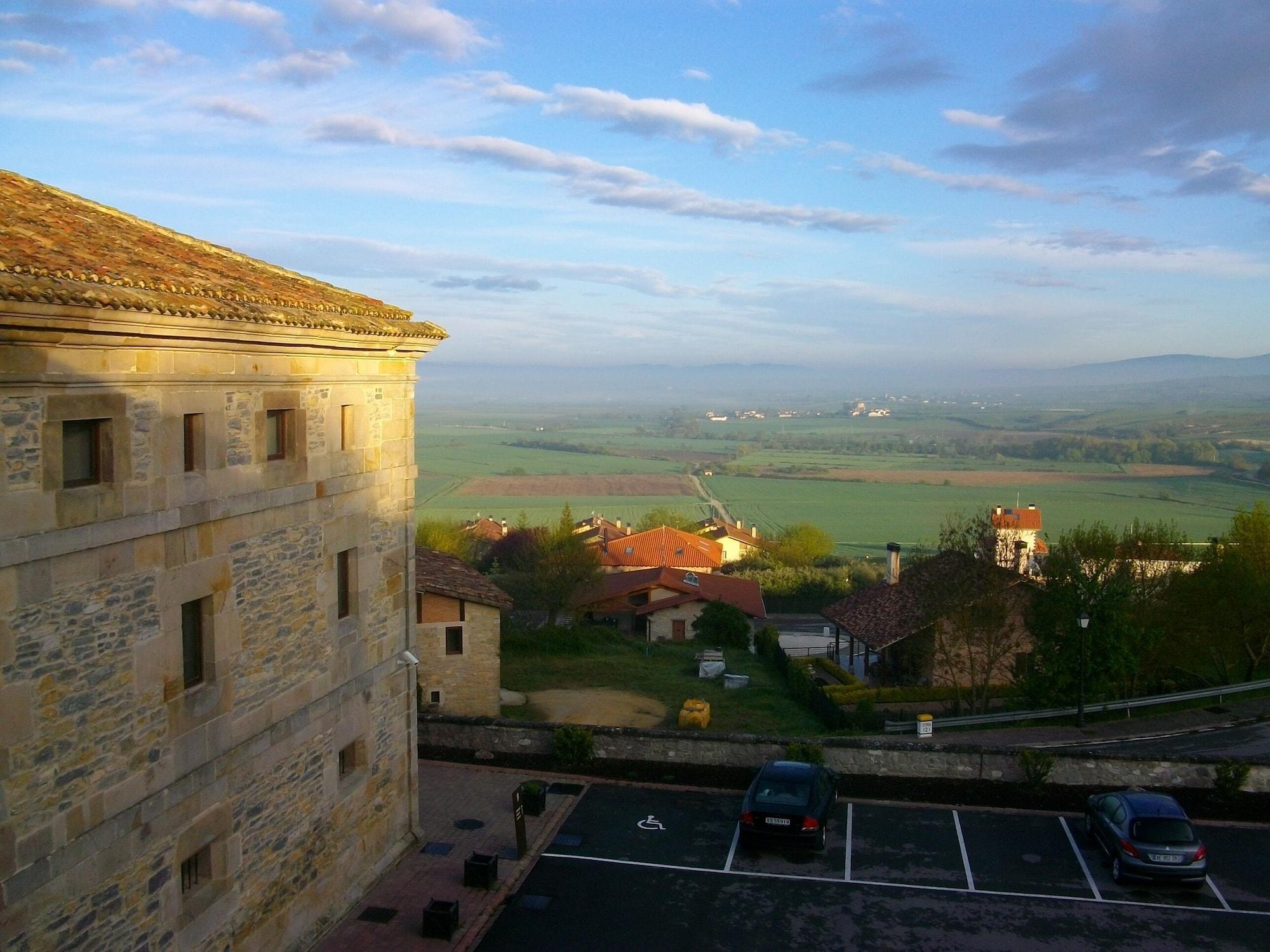 Hotel De 4*