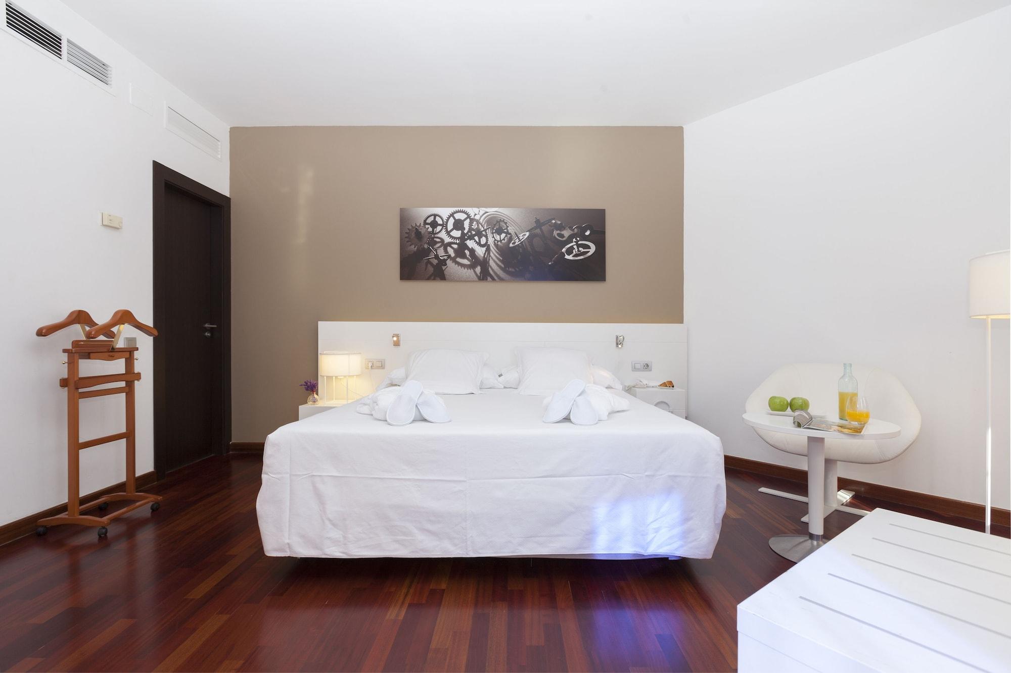 Urh Ciutat De Hotel Mataró
