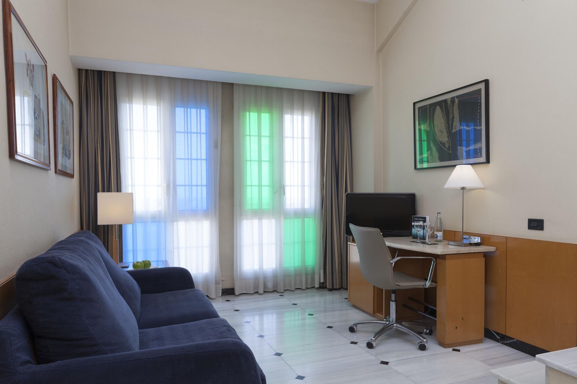 Urh Ciutat De Hotel