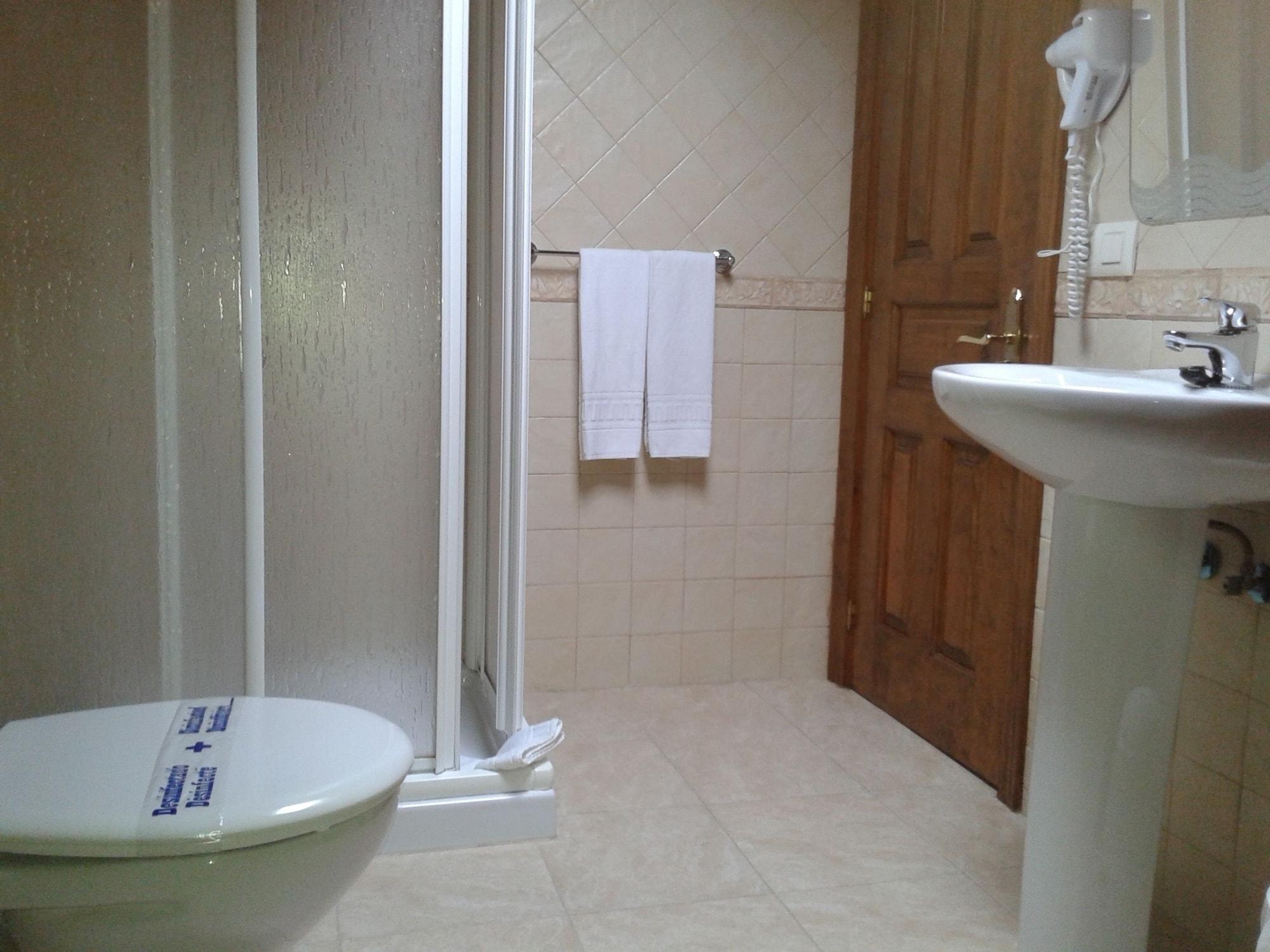 Casa De Aldea Ruiloba 2*