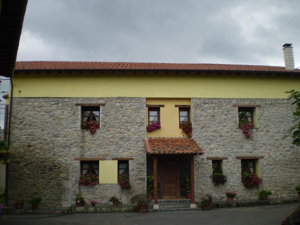 Pensión Casa De Aldea Ruiloba