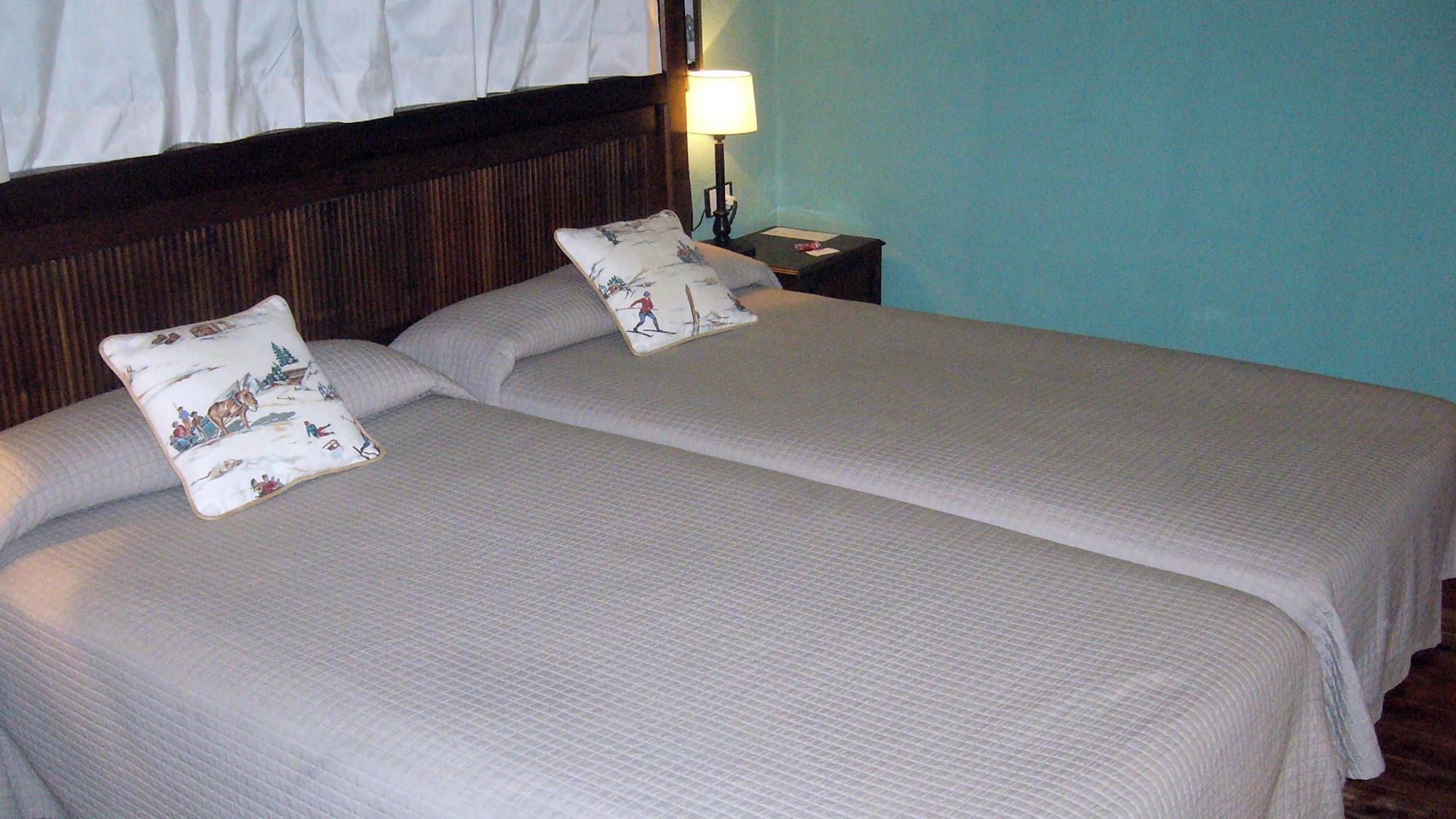 Hotel De 4*