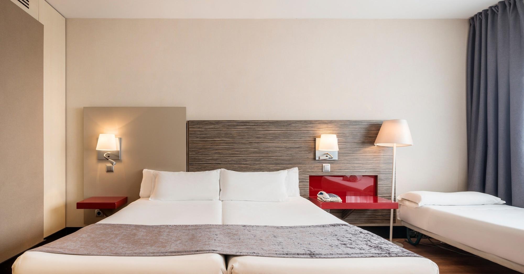 Ilunion Hotel 4*