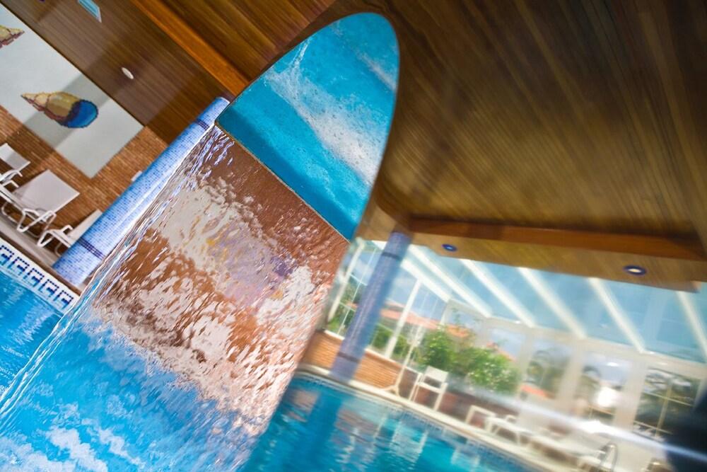 Cabicastro Apartahotel 3*