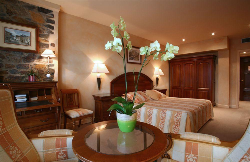 El Castell De Ciutat - Relais & Chateaux Hotel La Seu d'Urgell