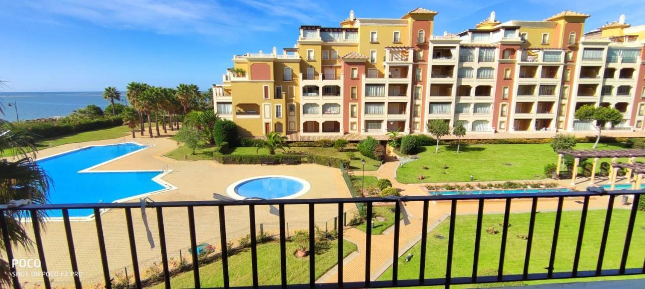 Residencial Cisnes Primera Linea Playa Isla Canela
