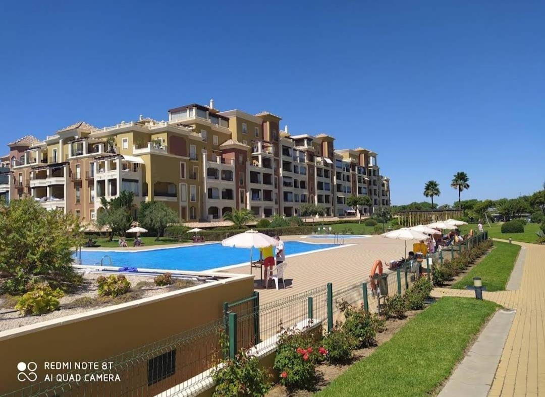 Apartamento Residencial Cisnes Primera Linea Playa *