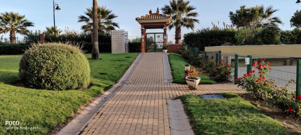 Apartamento Residencial Cisnes Primera Linea Playa *