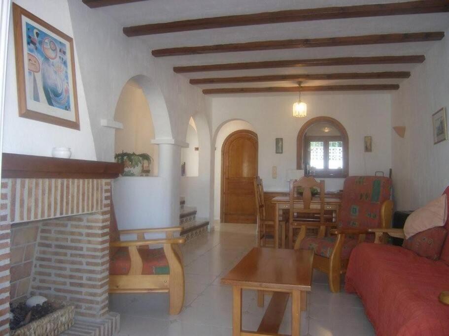 Self Contained With Shared Pool In Moraira Сasa de vacaciones Teulada