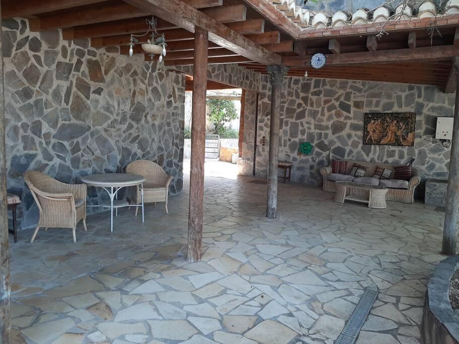 Los Almendros Rural Villa *