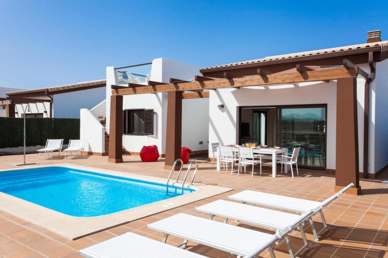 Diamante 2 Golf Private Pool By Holidays Villa Caleta de Fuste
