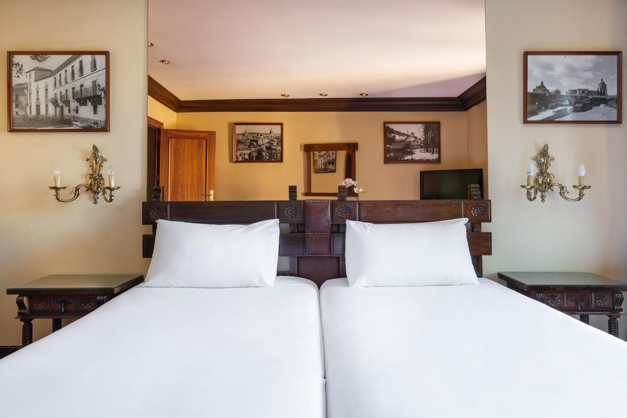 Crisol Conde Rodrigo Hotel 3*
