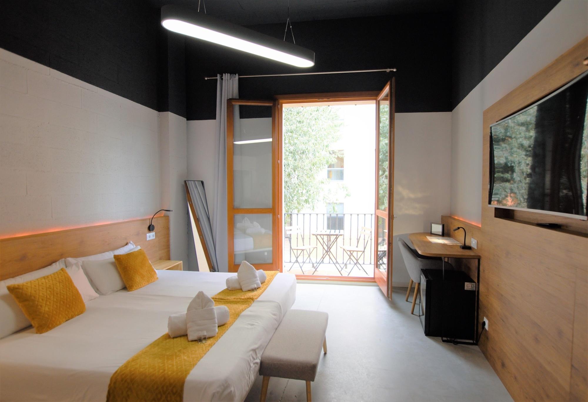 Hotel Brick Palma - Turismo De Interior 3*