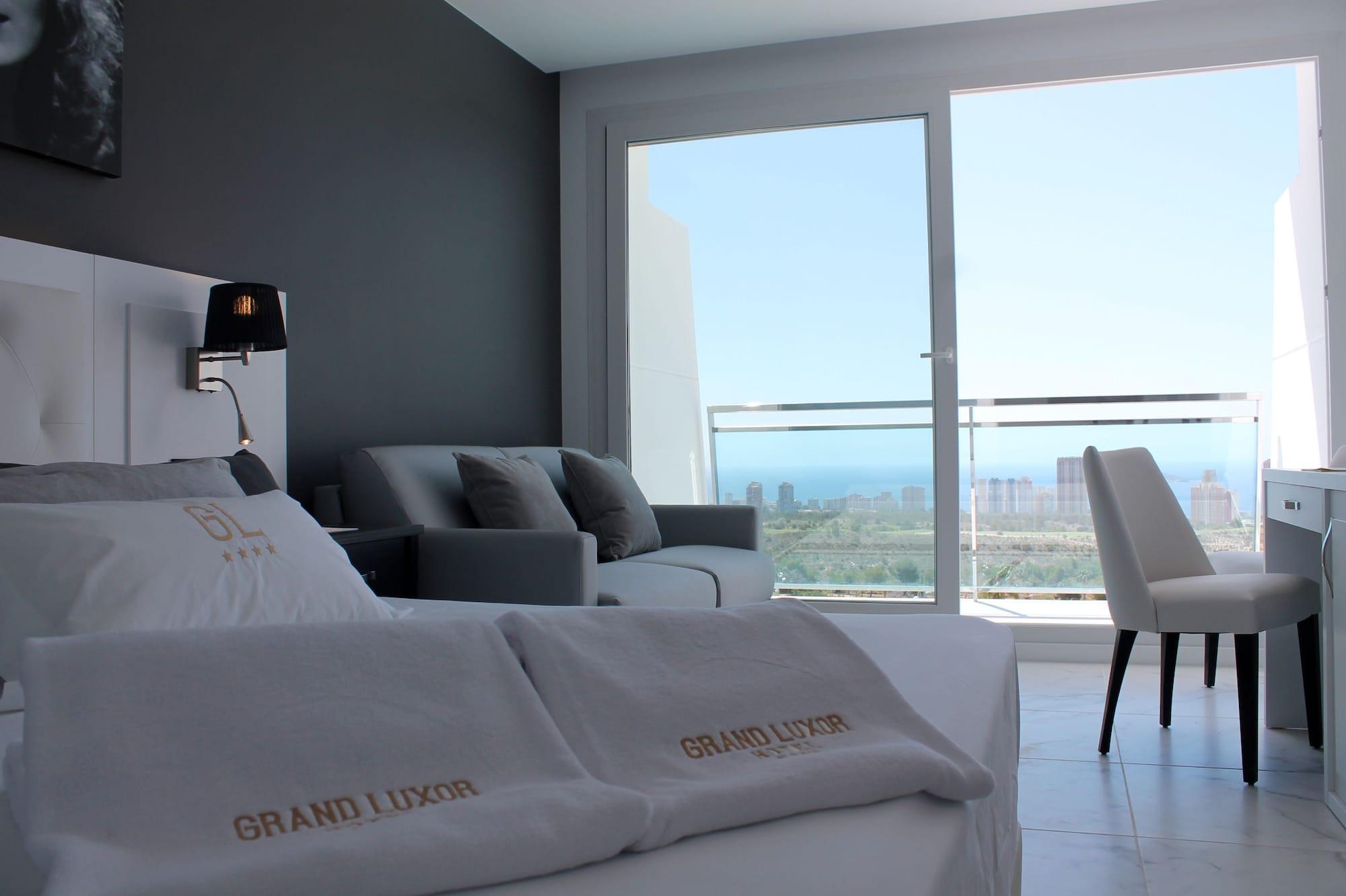 Hotel Four Points By Sheraton Costa Blanca 4*