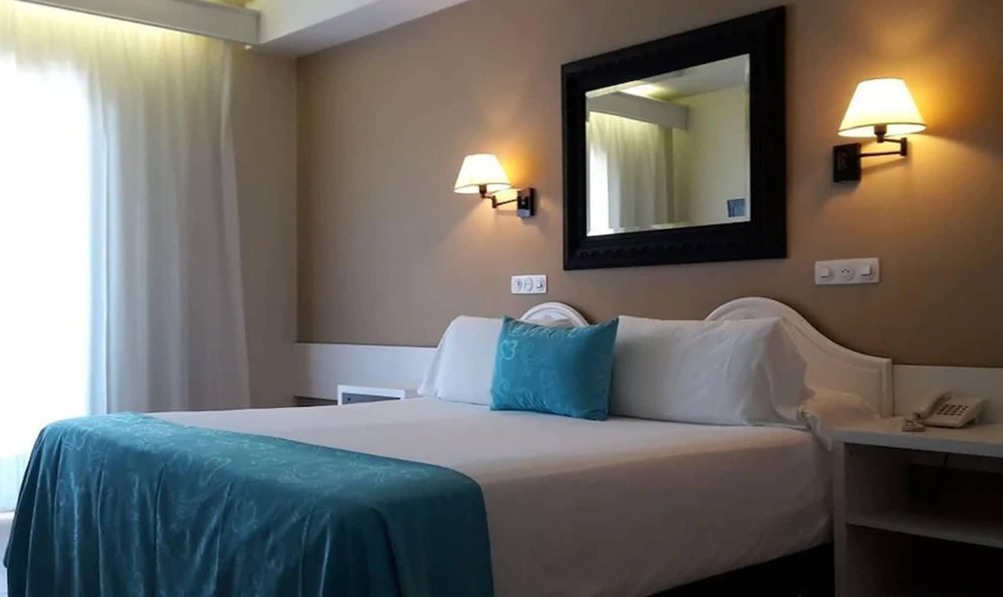La Terrassa 3*