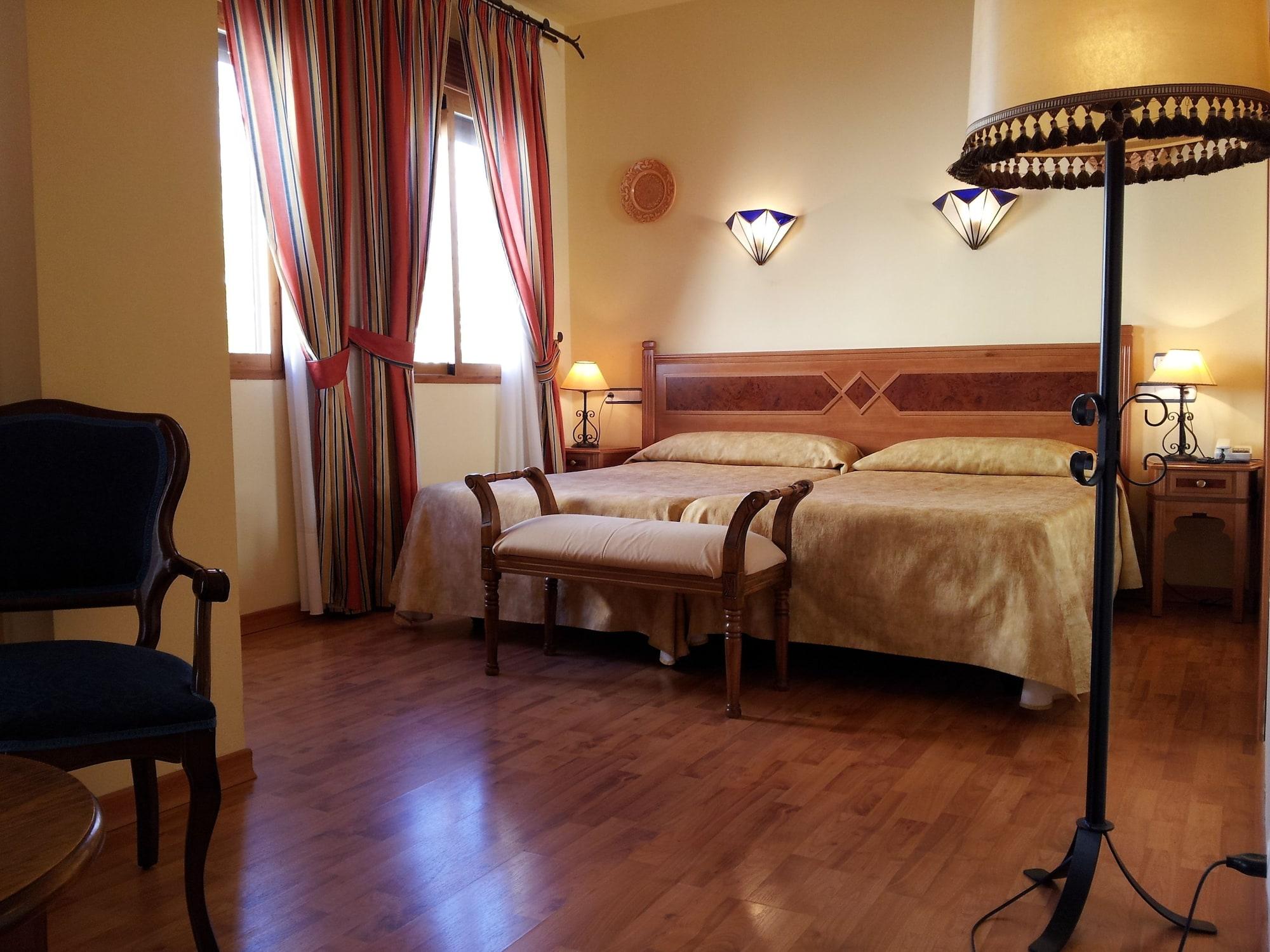 Hotel Castillo 3*