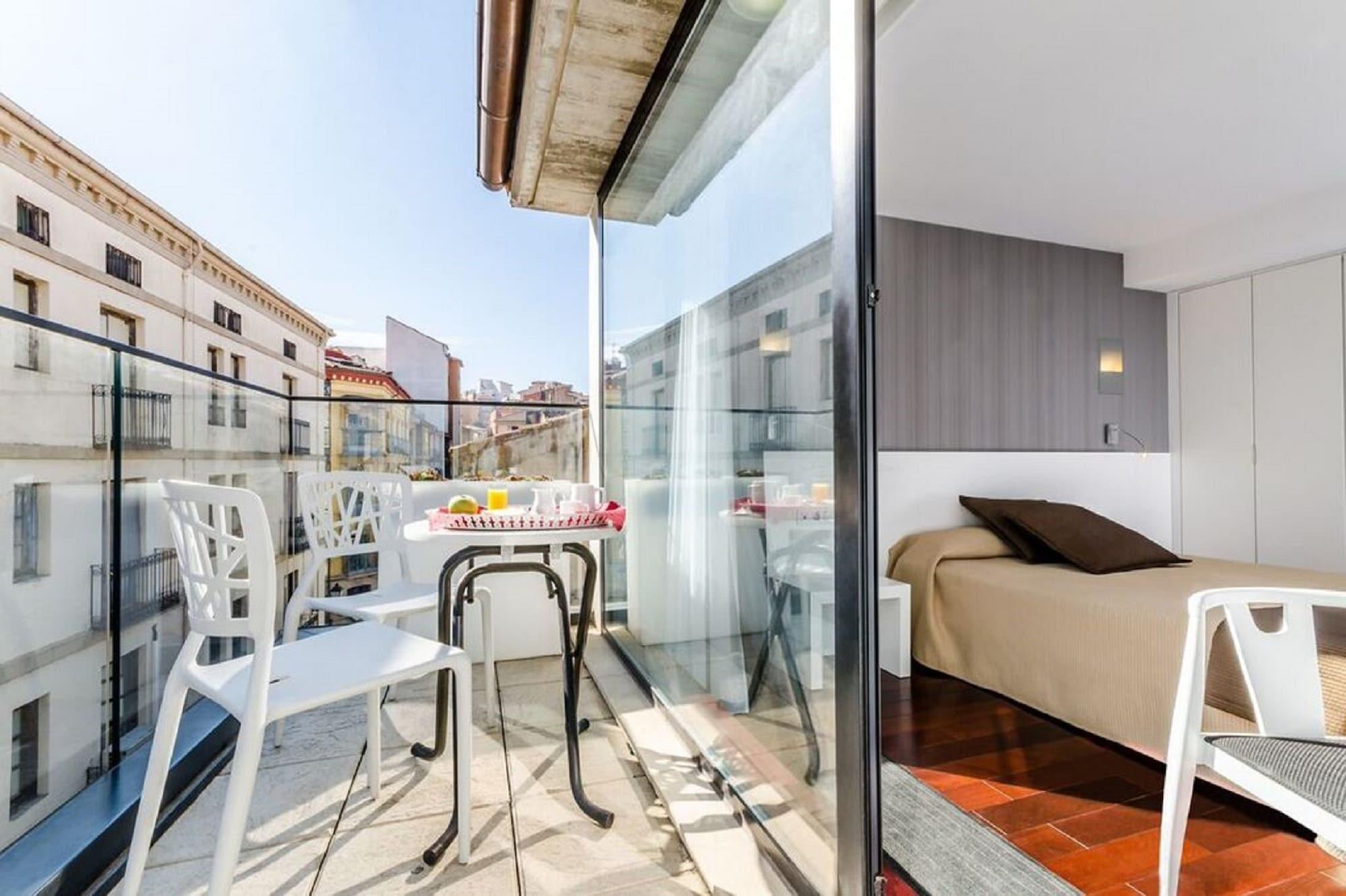 Apolonia 3* Soria