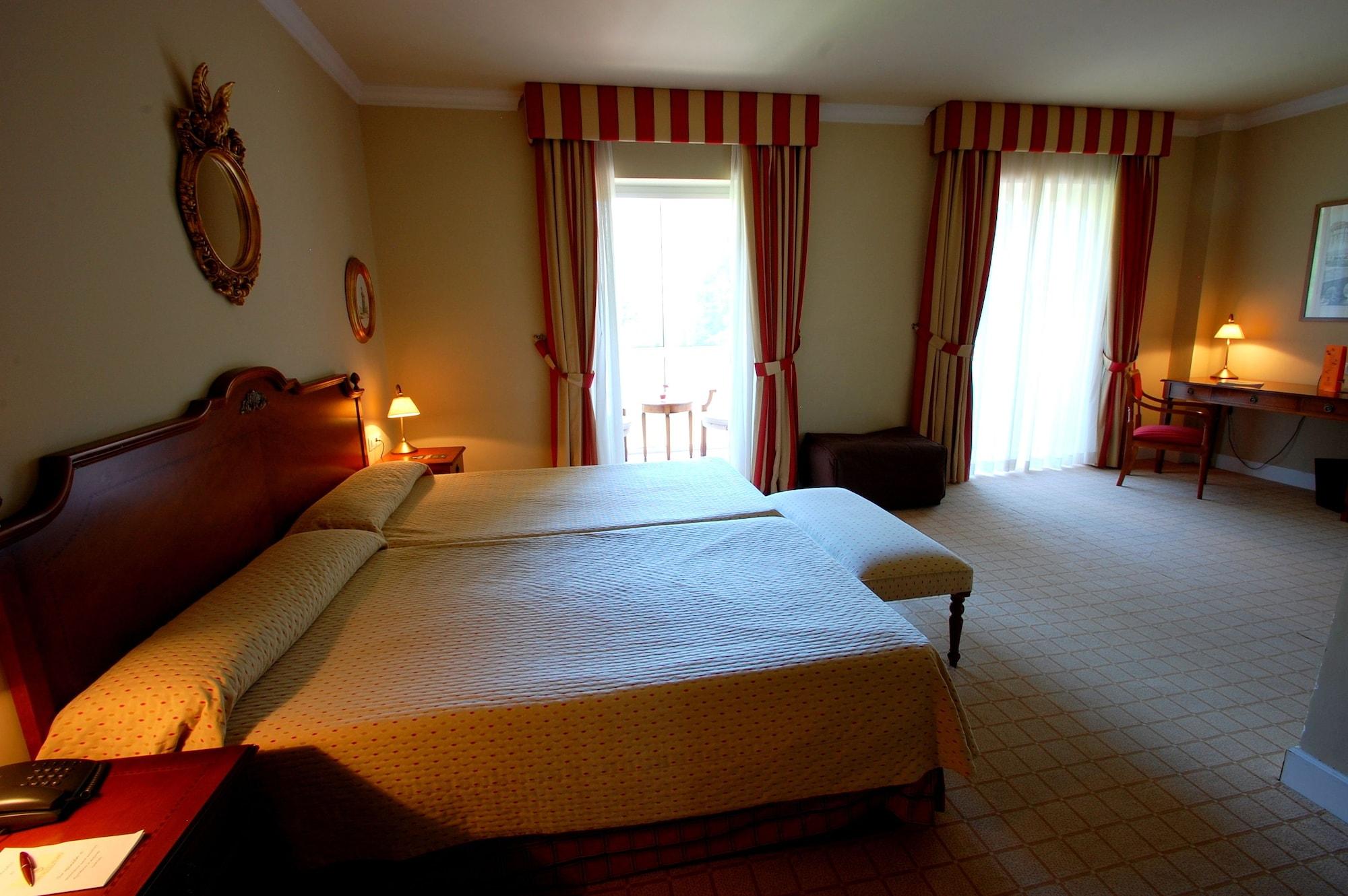 Arcea Gran Pelayo Hotel 4*