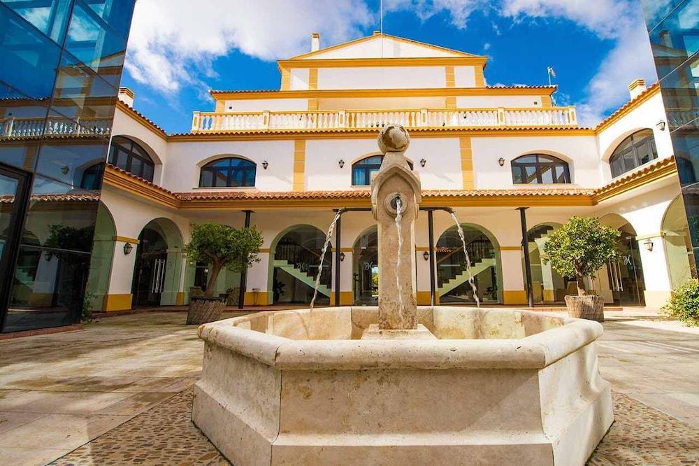 Hospedium Cortijo Santa Cruz Hotel