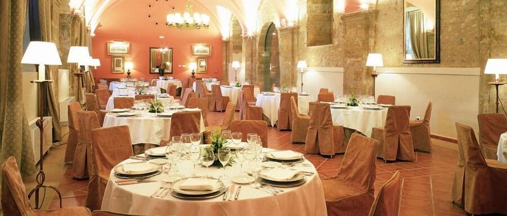 Hotel De Sto. Domingo Bernardo De Fresneda Santo Domingo De La Calzada