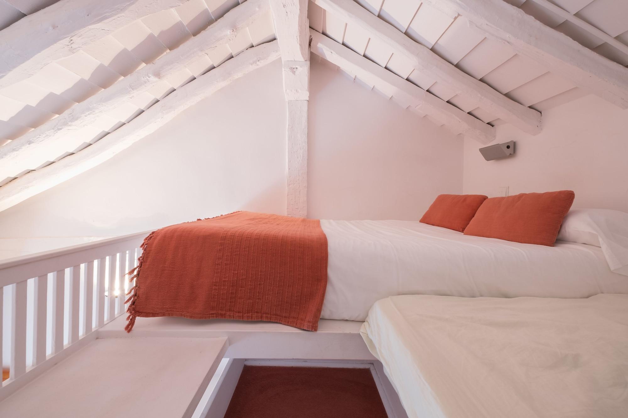 Santa Maria La Real Hotel