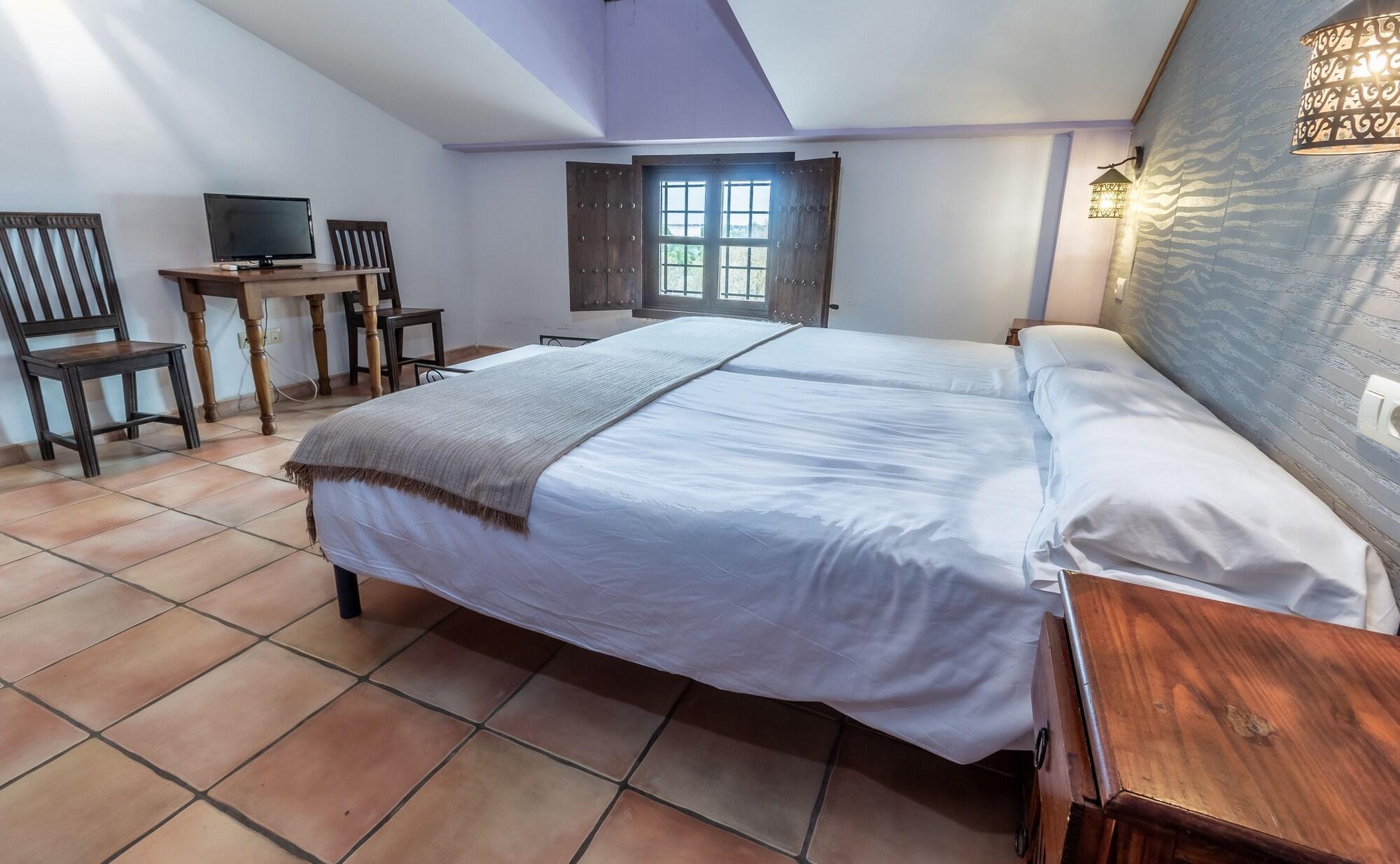 Hotel Tierrallana By Juypehotel