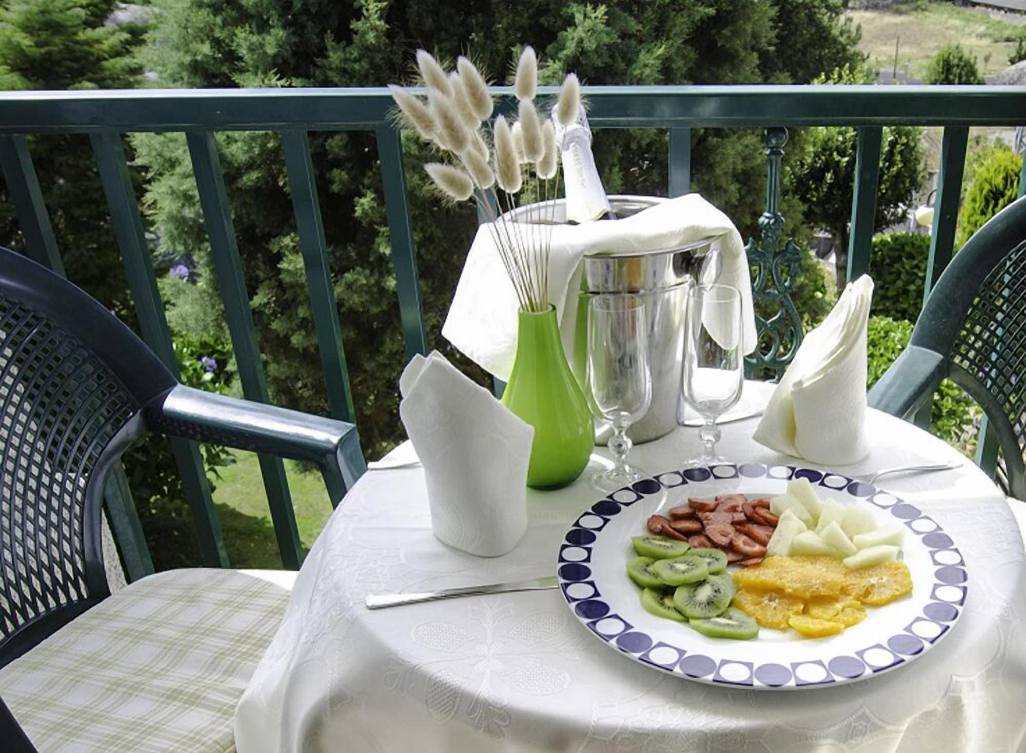 Hotel&apartamentos Cons Da Garda